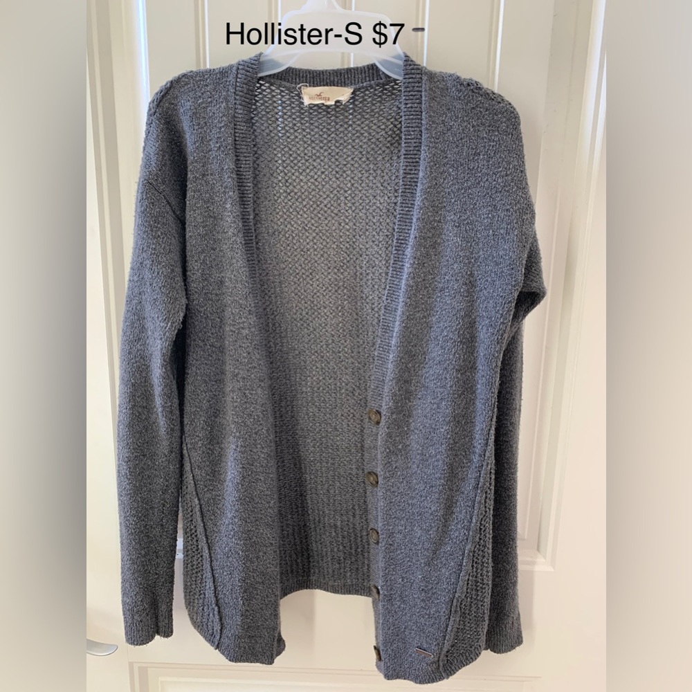 Hollister size S
